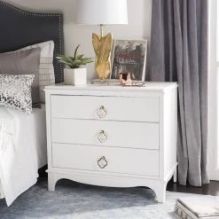 Hannon 3 Drawer Contemporary Nightstand In White - Safavieh FOX6306A