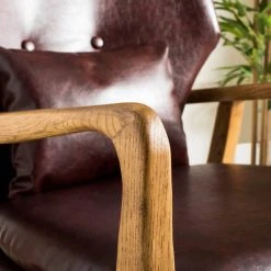 Tarly Accent Chair In Burgundy/Natural - Safavieh ACH9500A -Safavieh Homeware 187 ach9500a room detail